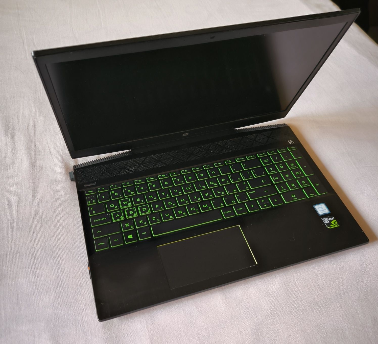 Ноутбук HP Pavilion Gaming Laptop 15-cx0035ua