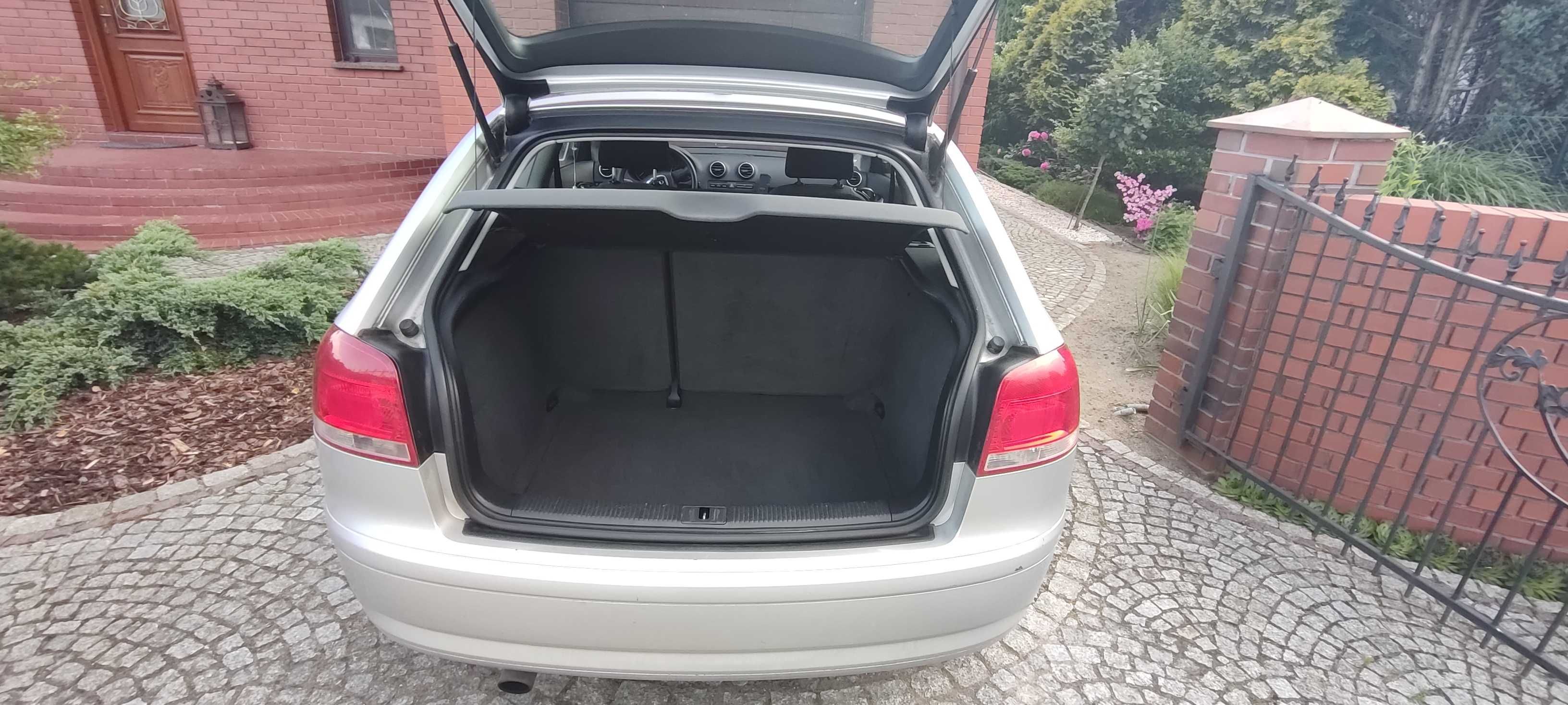 Sprzedam Audi A3 2006 r. 1,6 benzyna