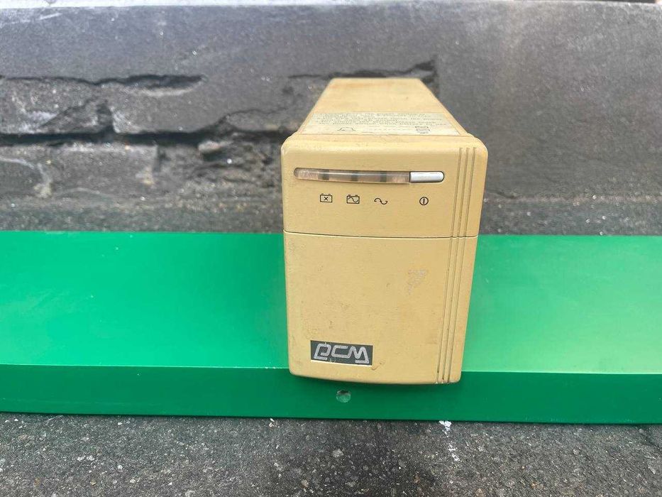 ИБП Бесперебойник Powercom KIN-425AP. Без аккумулятора