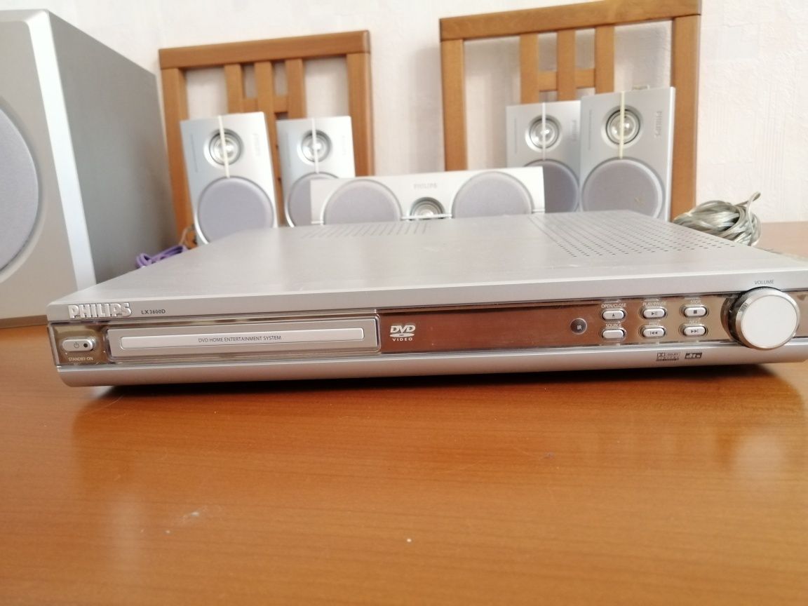 Домашний кинотеатр PHILIPS LX3600D