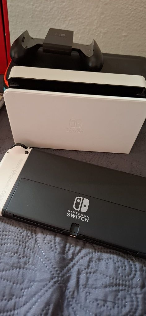 Nintendo switch usada 3x sem qualquer marca  de uso