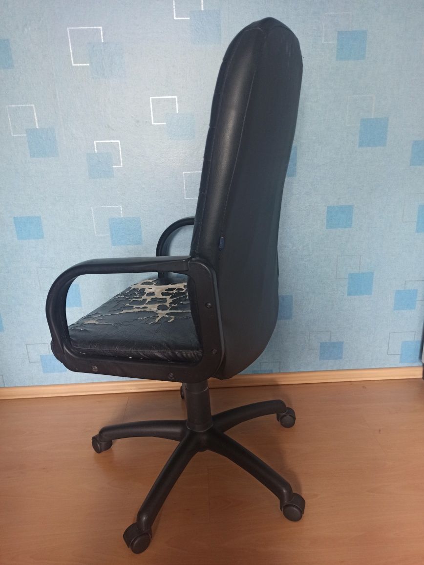 Krzesło obrotowe na części zamienne