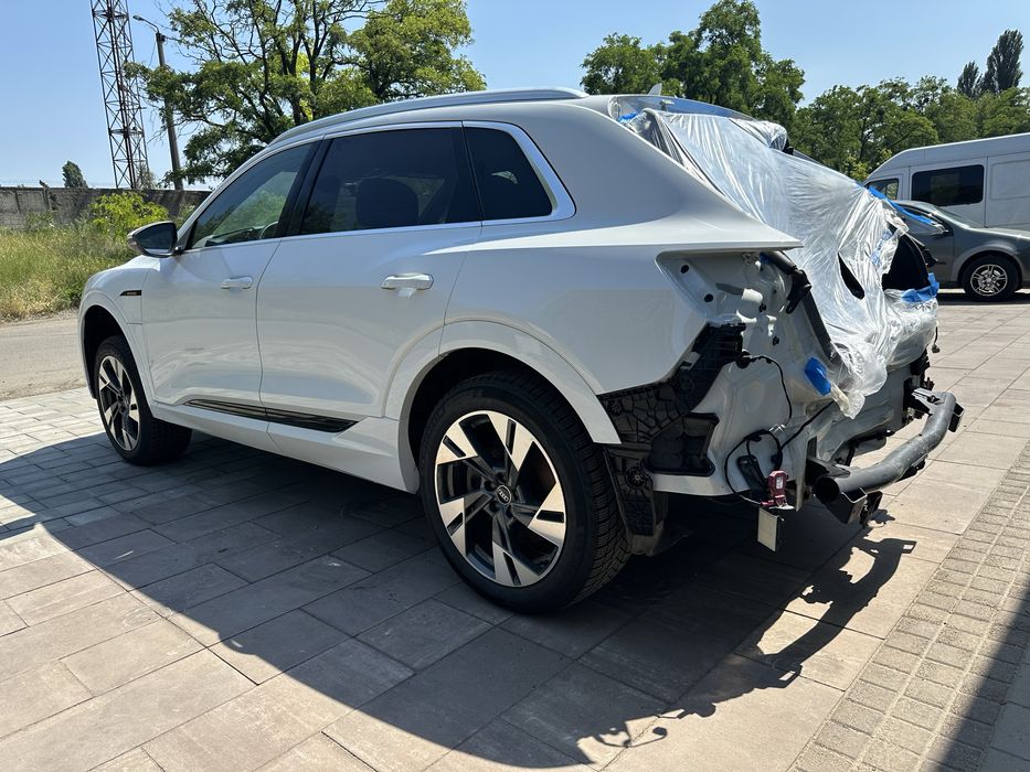 Разборка и СТО Audi E-tron 4KE 50, 55, Q8 белый цвет LS9R 2018-2025