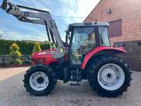 Ciągnik rolniczy Massey Ferguson 5435 ładowacz czołowy MAILLEUX