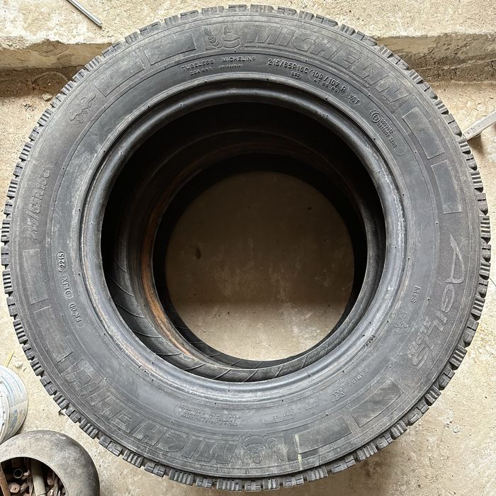 Зимові шини колеса 215 65 r16c Kleber Michelin agilis alpin