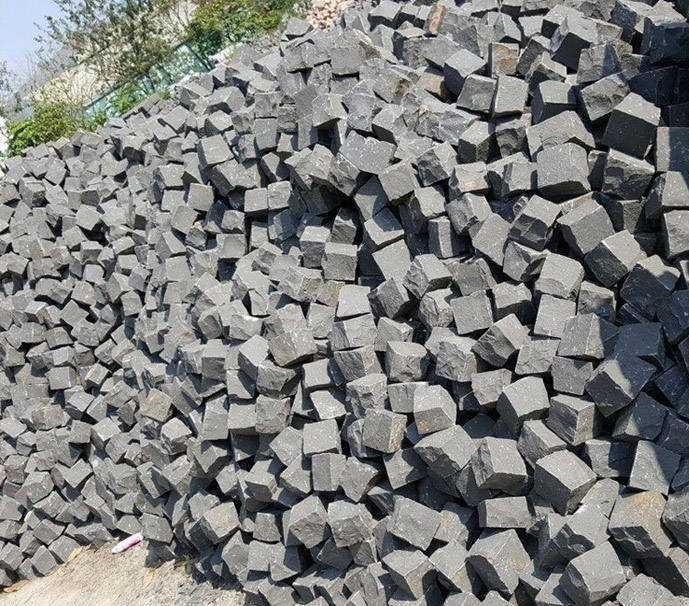 CZARNA KOSTKA BAZALTOWA 4x6, 7x9, 8x11, 10 Czarny Granit Szwed Bazalt