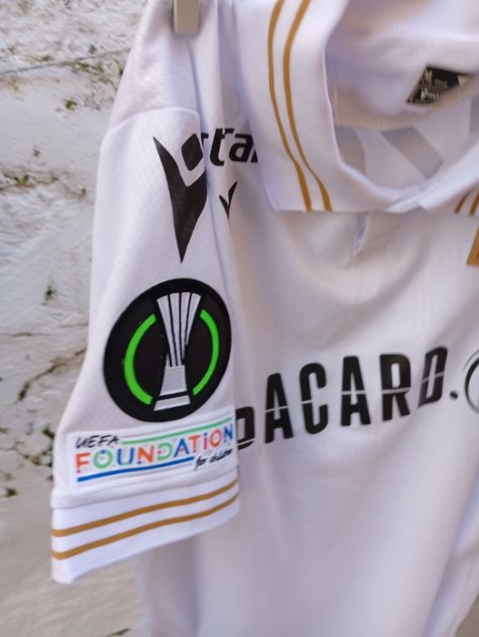 Camisola nova oficial do V.S. Guimarães. Tamanho M