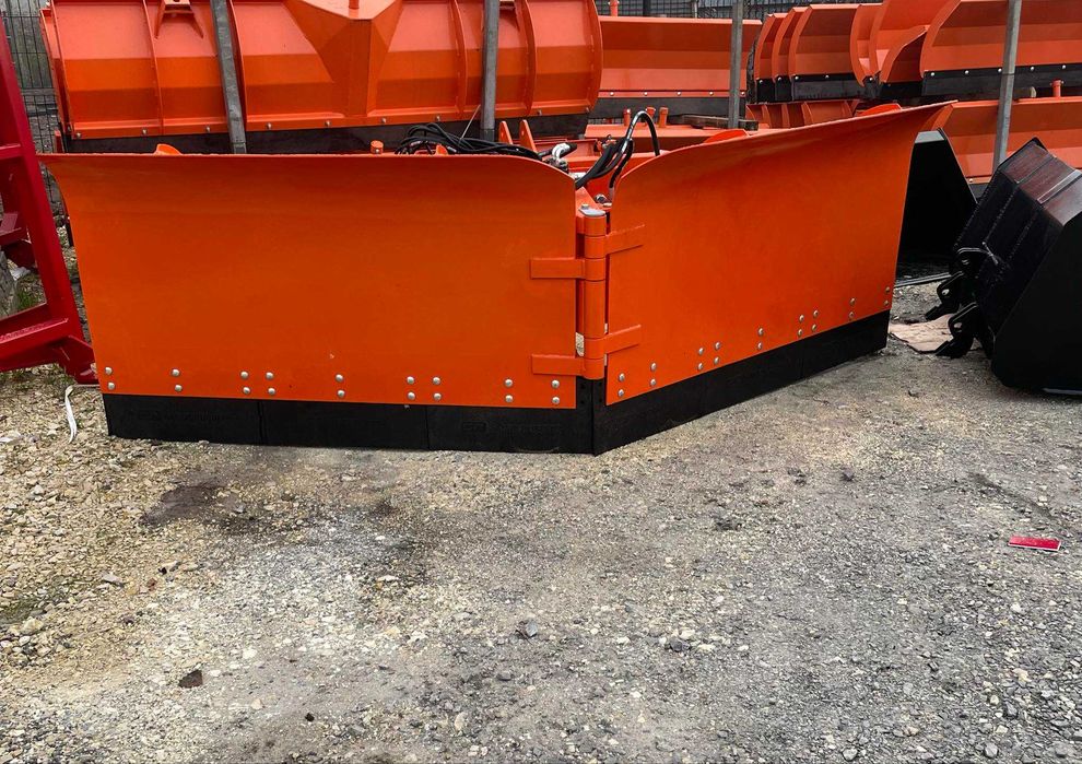 Pług do śniegu^^Spych/TUZ/TUR/OBROTOWY//Producent/Strzałkowy**OKAZJA!