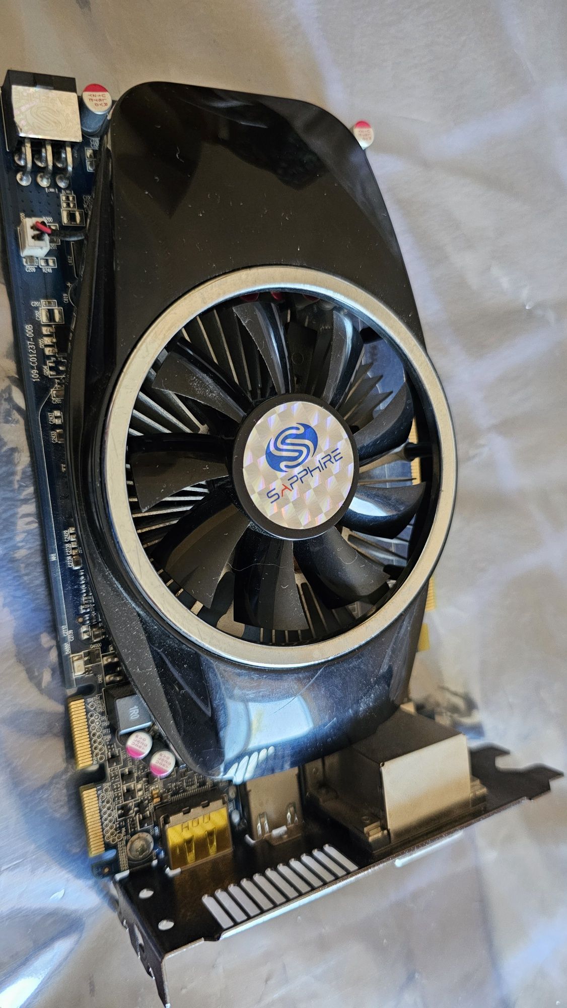 Відеокарта SAPPHIRE Radeon HD5750 1G gddr 5 PCI- E dual DVI-I/HDMI/DP