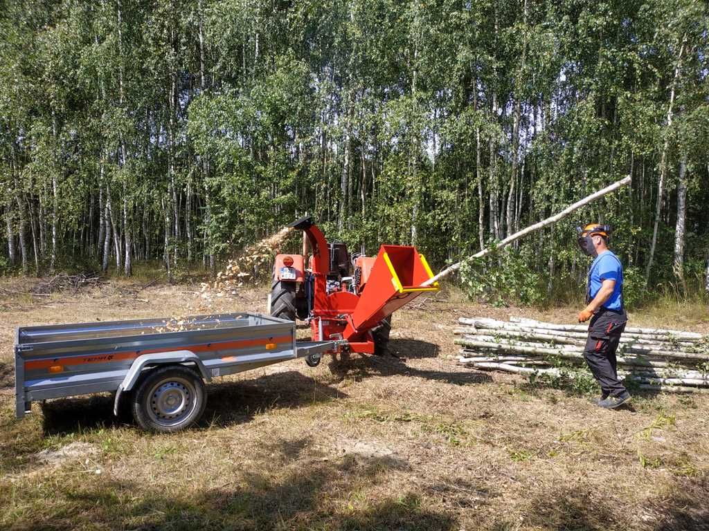 Rebak do gałęzi REMET RT-630 == ROZDRABNIACZ tarczowy