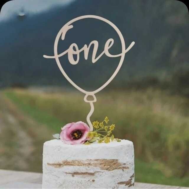 Cake toppers / Topos de Bolo em MDF para Primeiro Aniversário