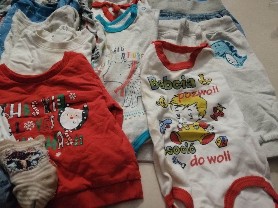 Cena za całość Rzeczy dla chłopca rozmiar 68, 74, 80,86, 92 mniej niz