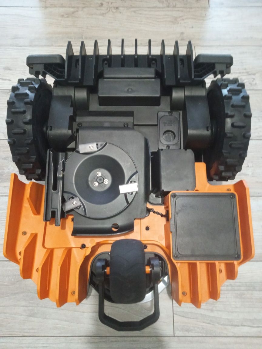 Robot koszący WORX Landroid Vision WR208E.1 robot koszący 800 m²