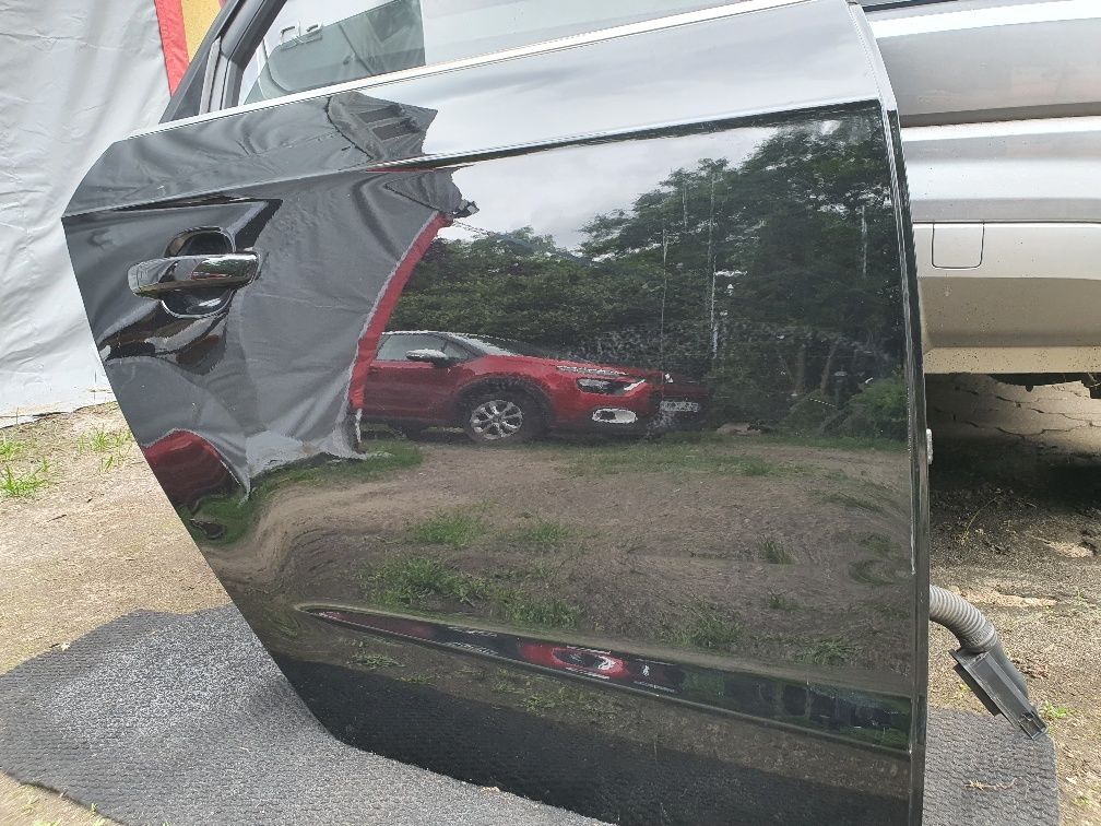 Drzwi prawe tył tylne Audi A3 RS3 8V LY9T Czarne