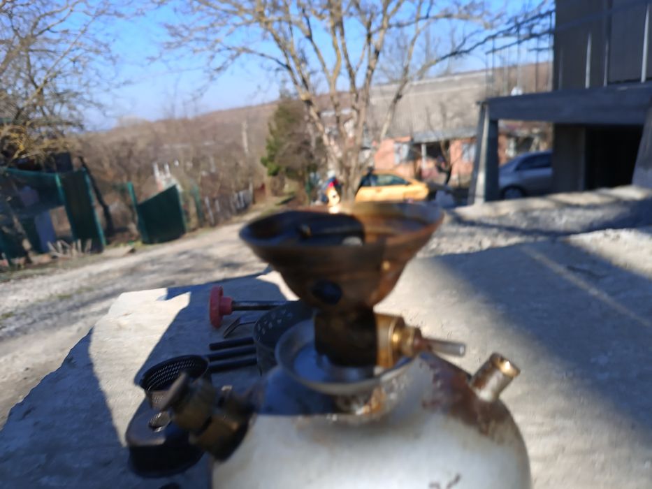 Примус, кірогаз.