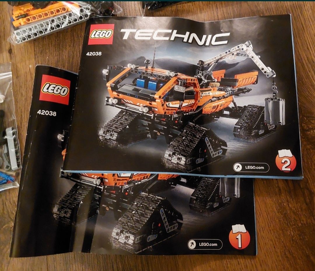 Lego Technic 42038 Arktyczny Łazik 10-16 kompletny z pudełkiem bdb