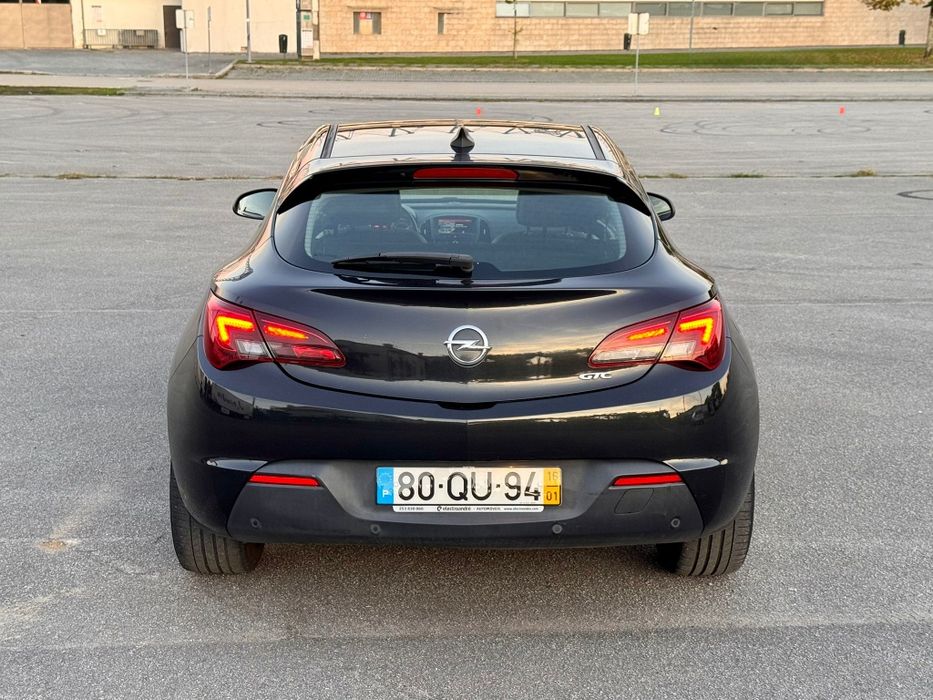 Opel Astra GTC 1.6 CDTi