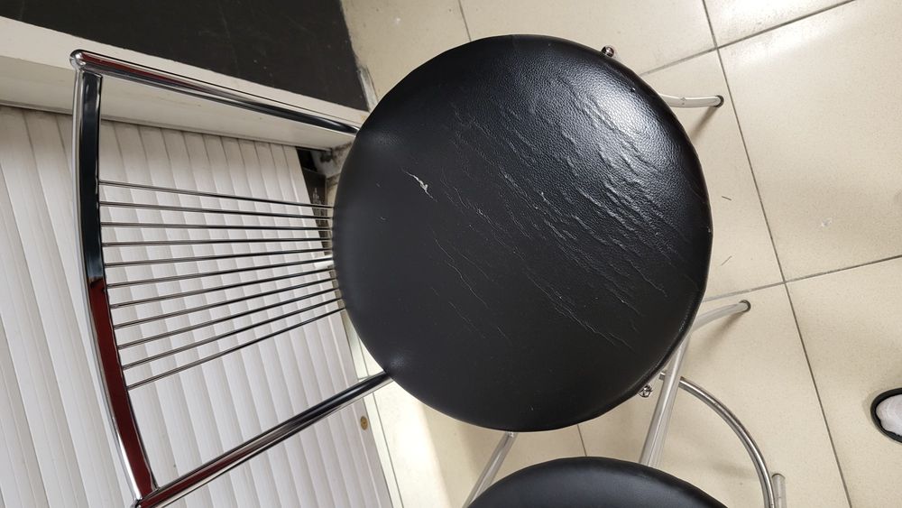 Стілець барний високий