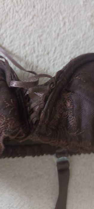 Brązowy biustonosz 80B