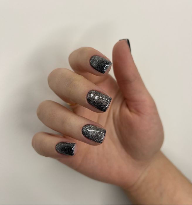 Манікюр / педикюр / нарощення нігтів / подологія