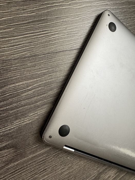 Macbook Pro A1708 512ssd i5