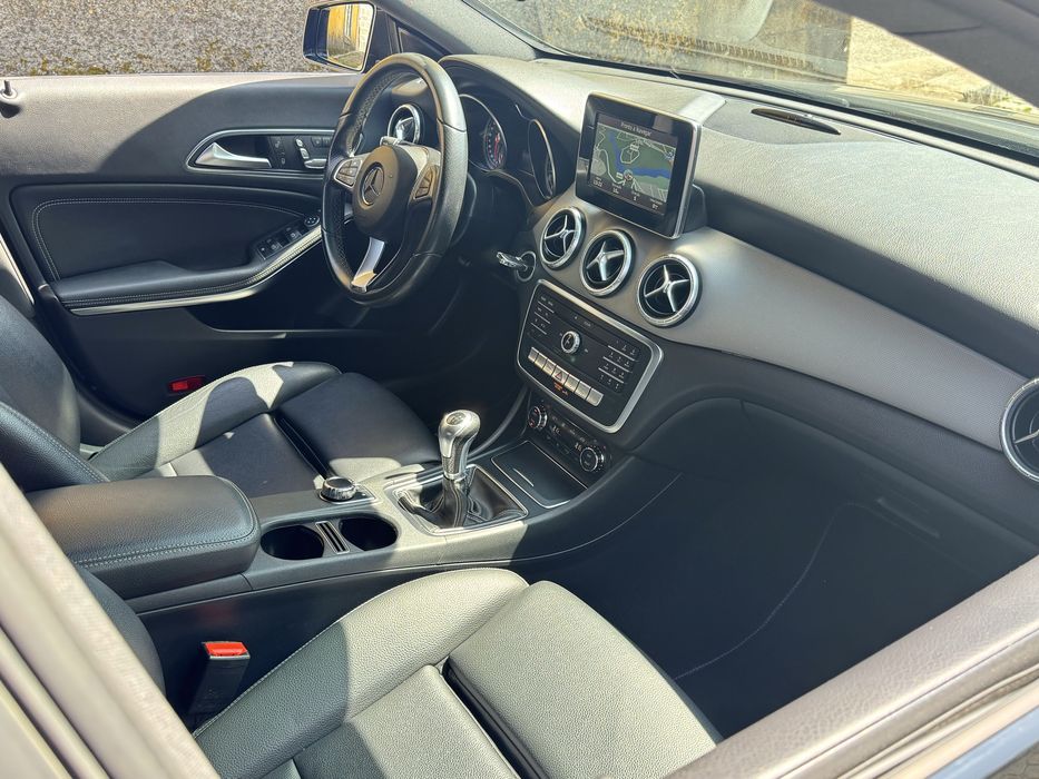 CLA 180 shooting brake AMG