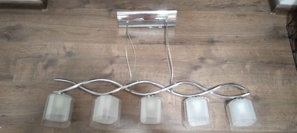 Sprzedam lampę wiszącą