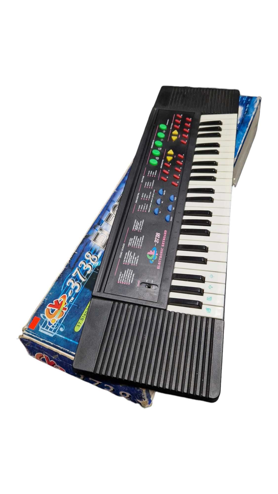 Electronic Keyboard SK TM 3738