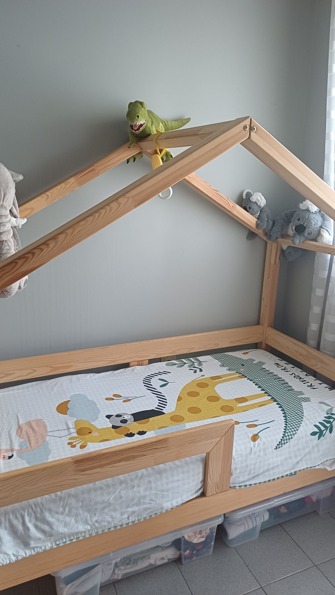 Cama casinha para criança