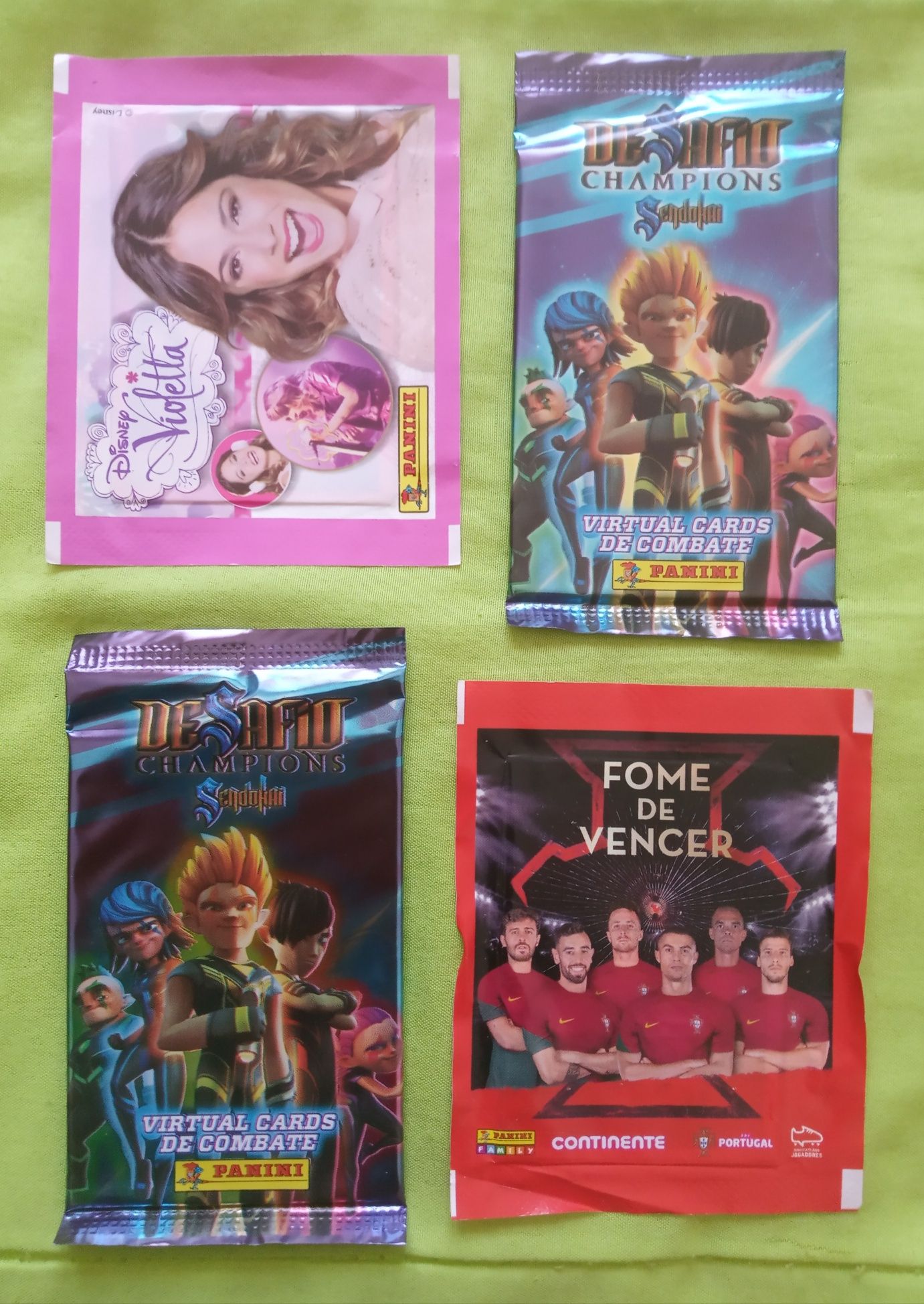 16 Saquetas Seladas + 4 CROMOS futebol