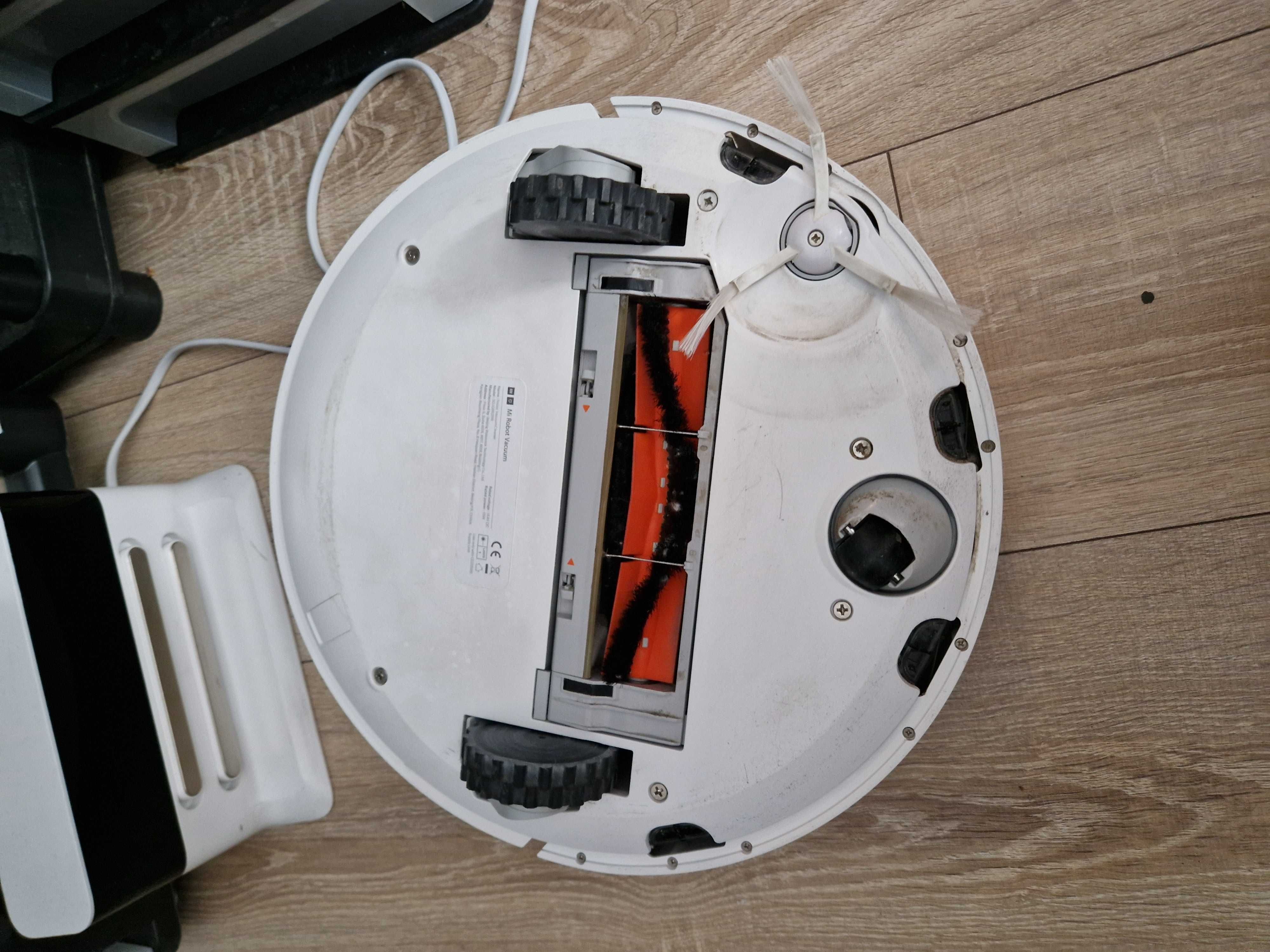 Mi Vacuum Cleaner SDJQR02RR, dobry stan, nowe części eksploatacyjne
