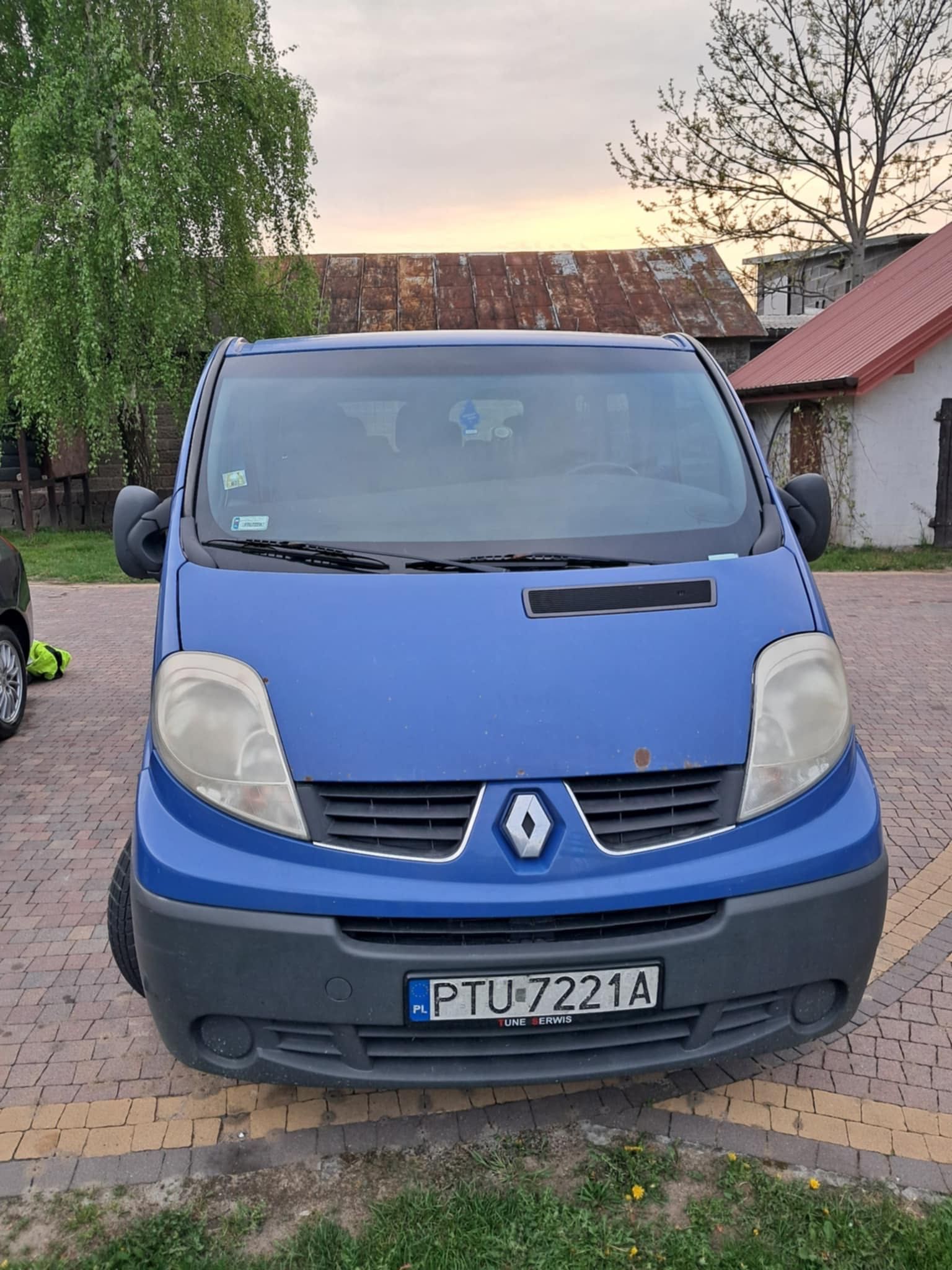 SPRZEDAM Renault Traffic