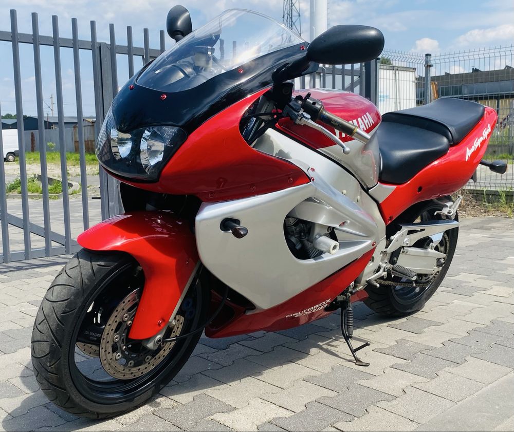Yamaha Thunderace 1000 Prosto z Niemiec