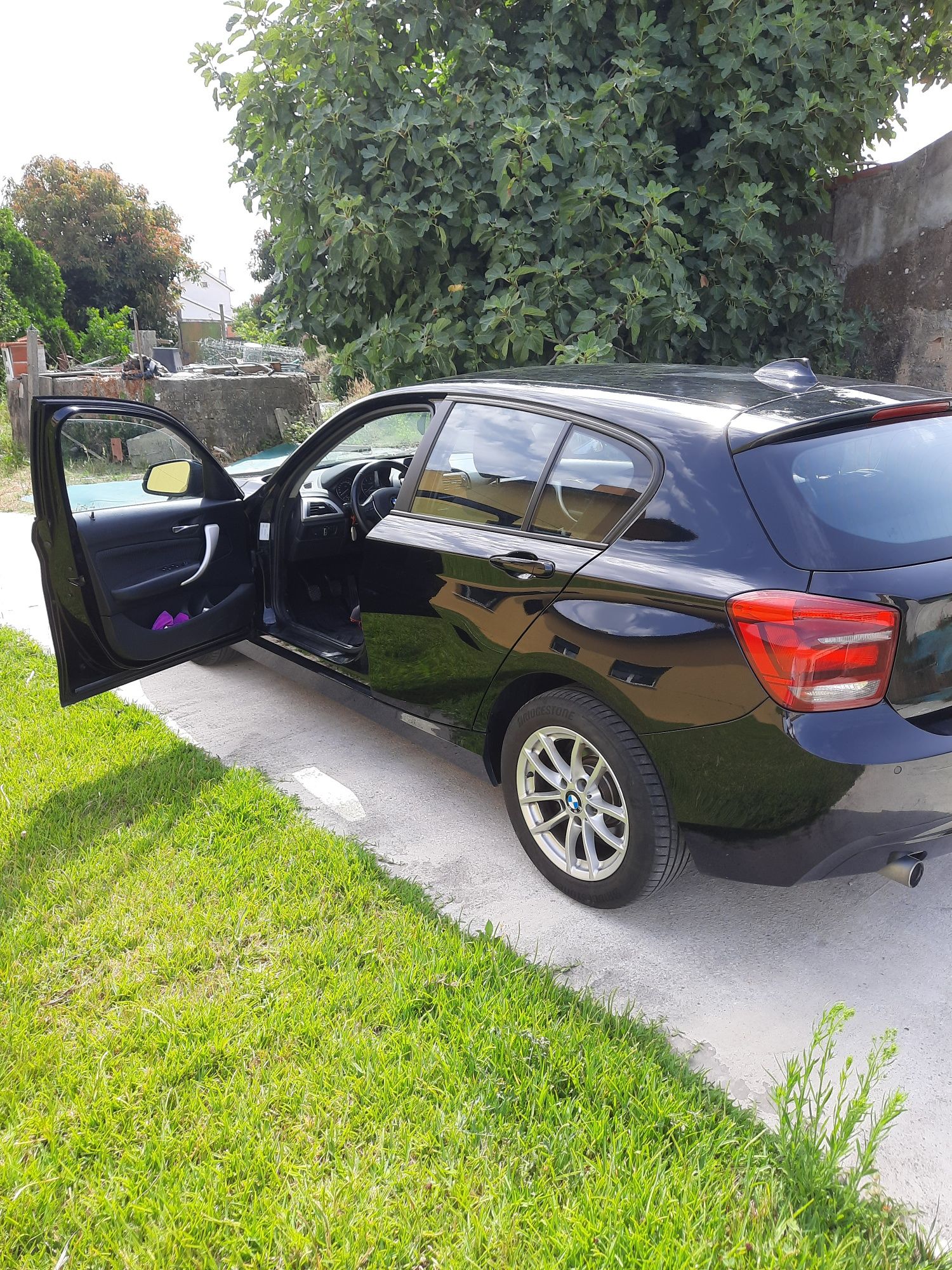 BMW 114d  2014 com 162000km