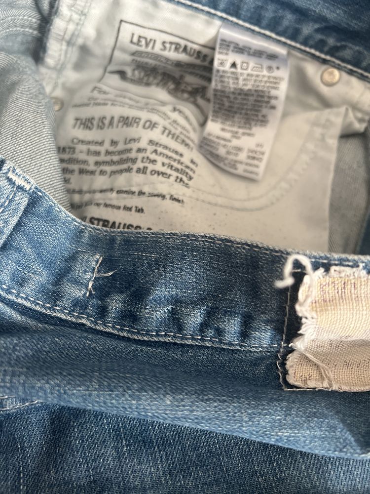 Sprzedam spodnie firmy Levis model 504 W34 L34 w odcieniu niebieskim