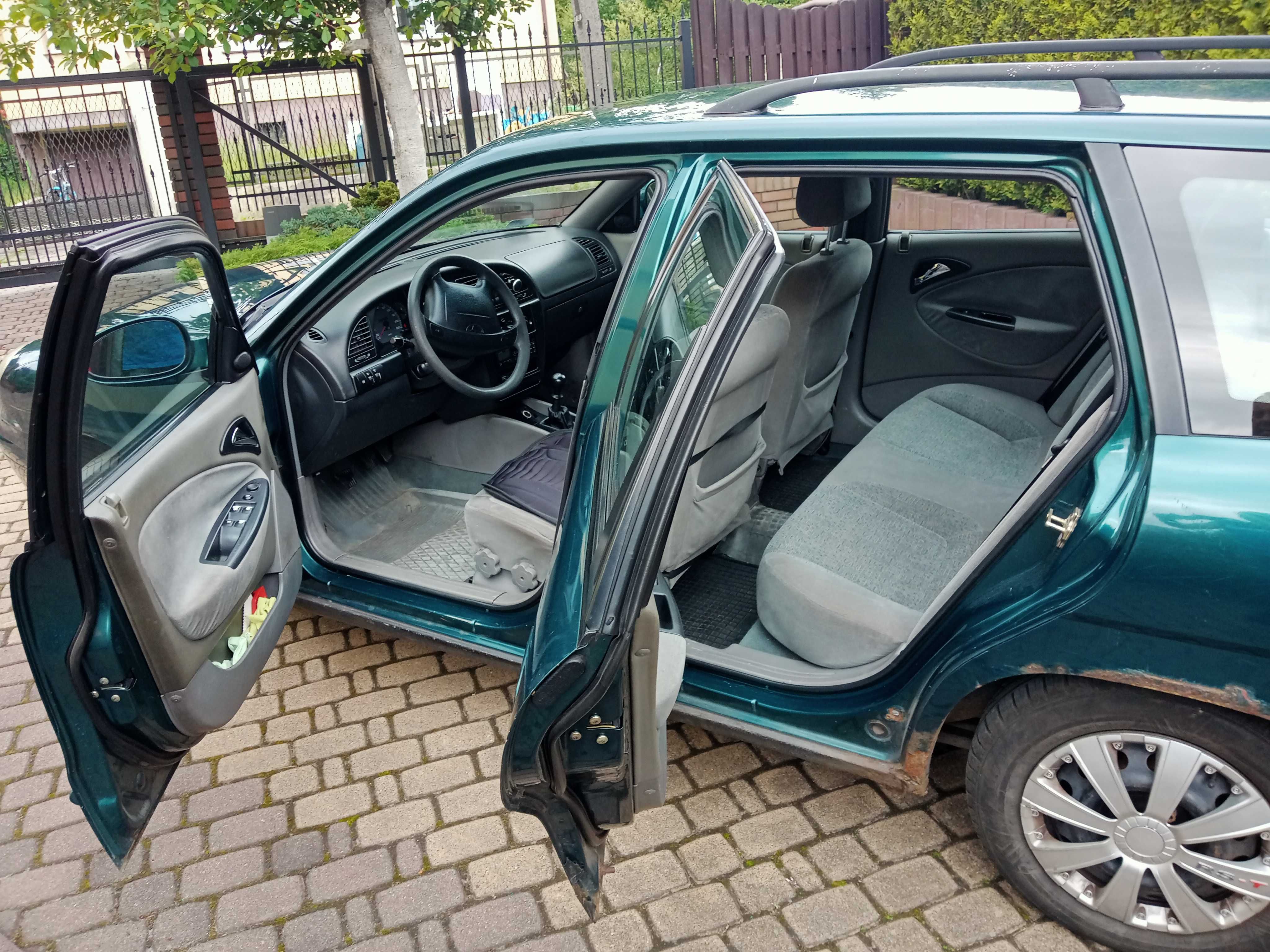 DAEWOO Nubira 2,0 kombi CDX  doinwestowana 1 wł.od 2001 r.