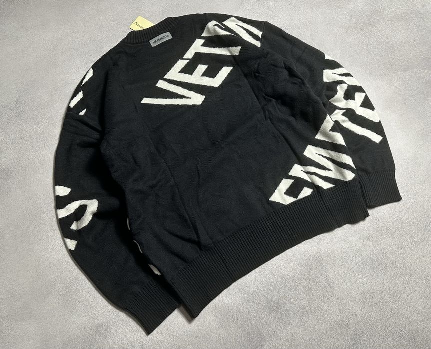 Светр Vetements Oversized Logo-Jacquard Merino Wool Sweater - Black