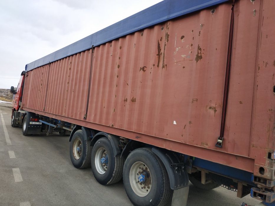 Контейнеровоз полуприцеп  зерновоз