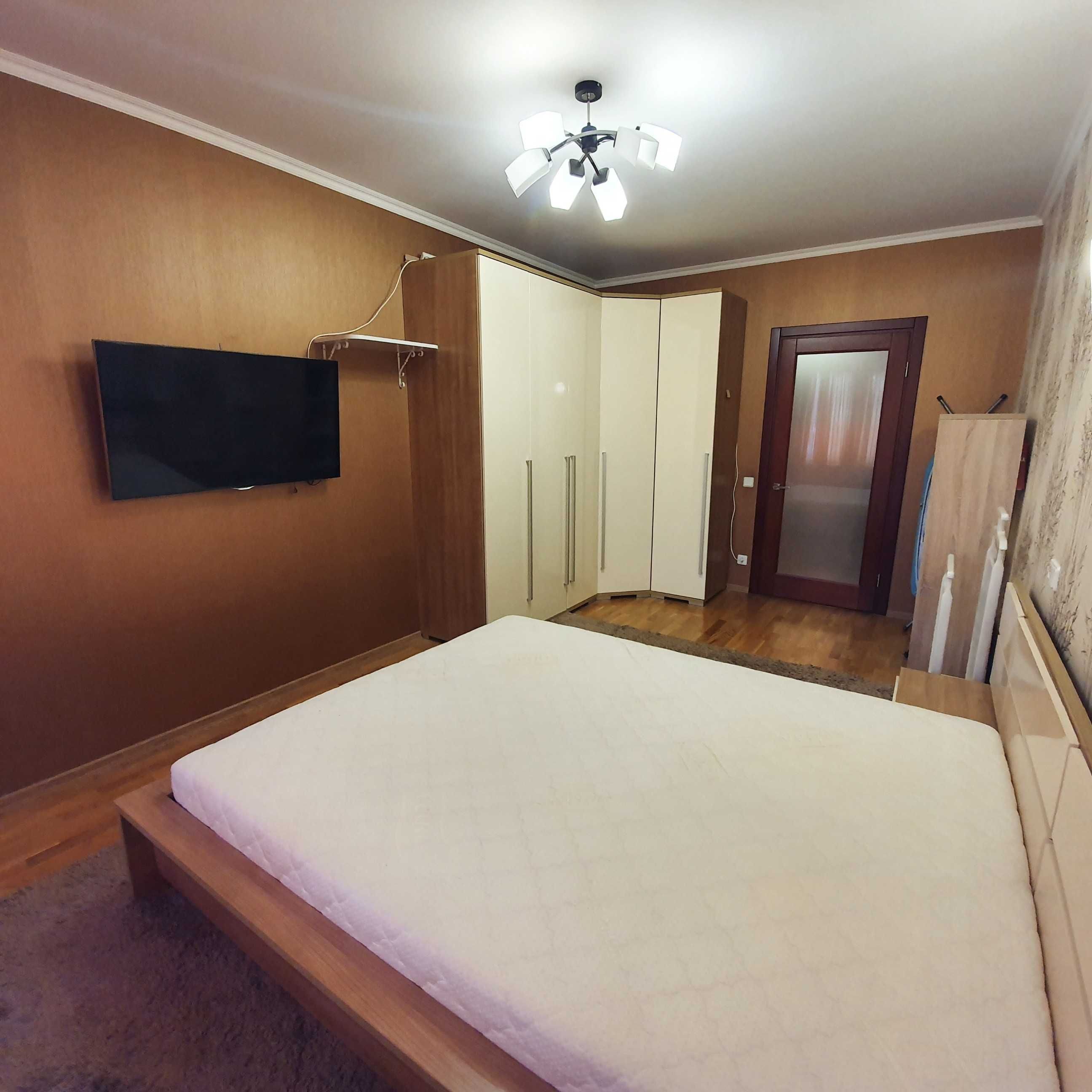 Оренда однокімнатної квартири 50m2 |м|Шулявська