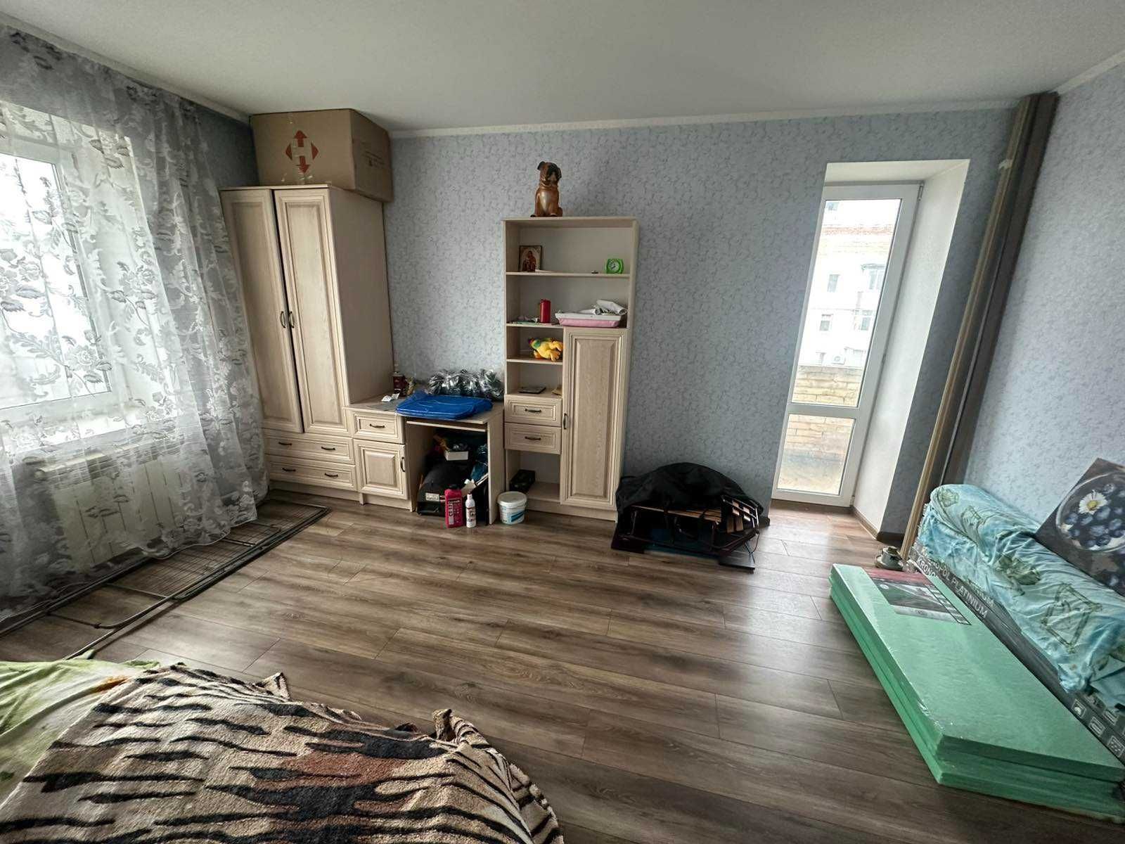 Продаж 4-кімнатної квартири, 94.6 кв. м., вул. О. Антонова