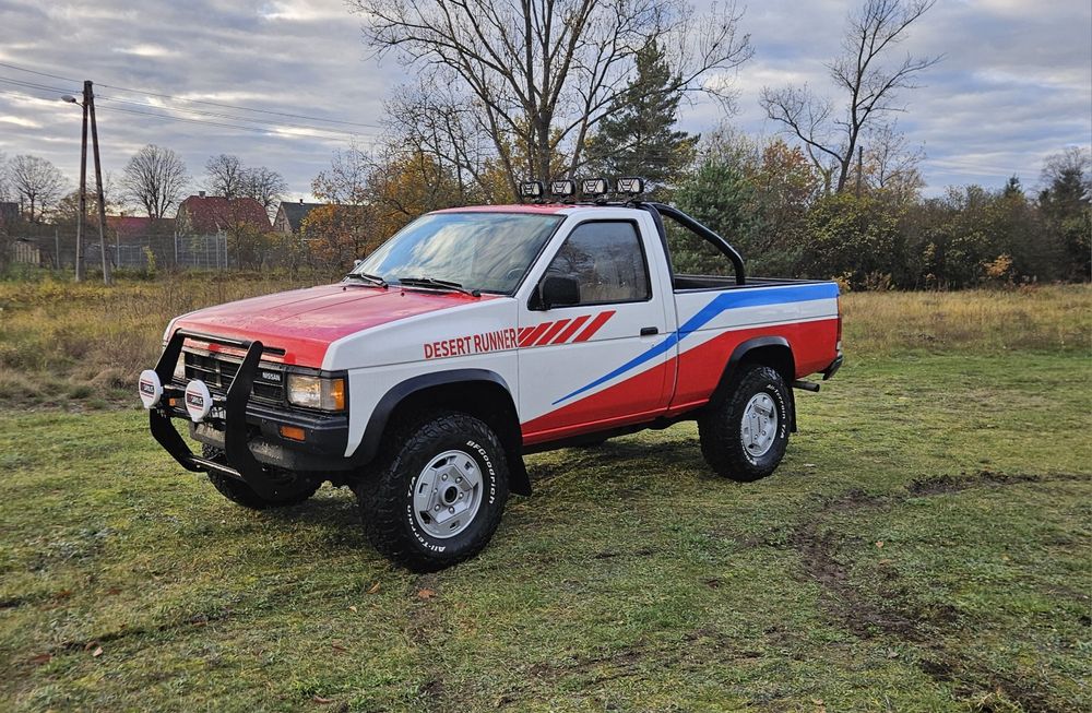 Nissan D21 Pickup 4x4 Klimatyzacja V6 nie King Cab