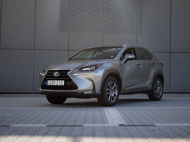 Lexus NX Lexus NX 300h AWD