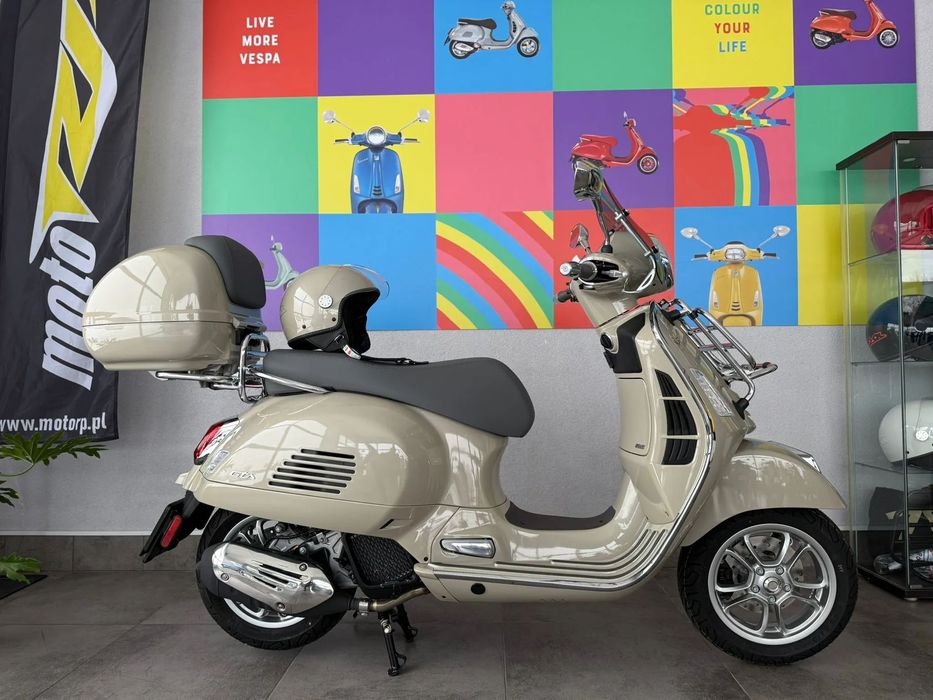 Vespa GTS Vespa Gts 125 I 2025 I Pakiet akcesoriów I BLACK WEEK