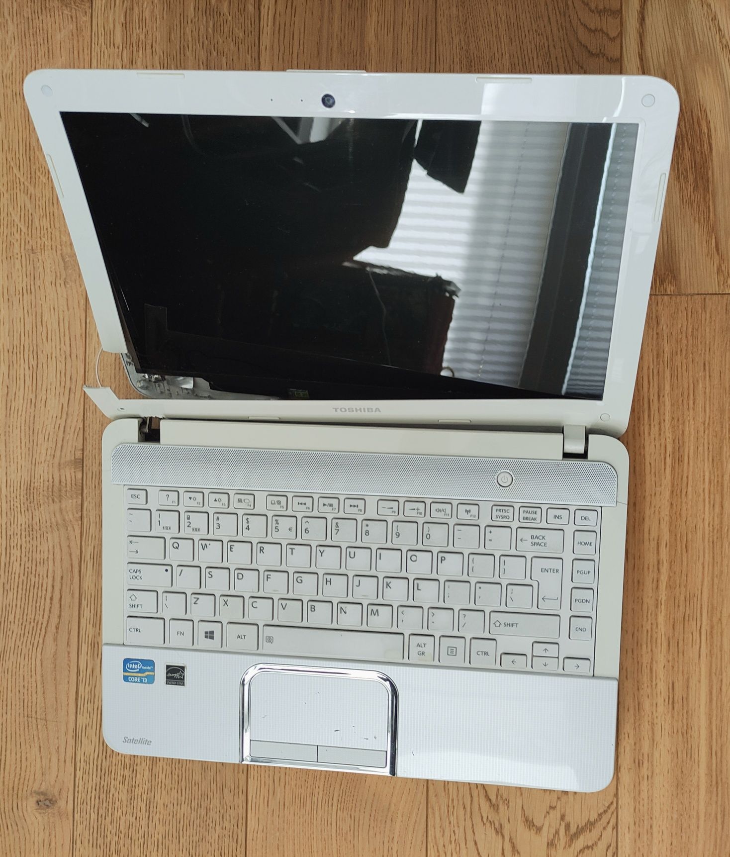Toshiba L830-15N + bateria 6600 mAh
