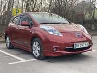 nissan leaf ze0.