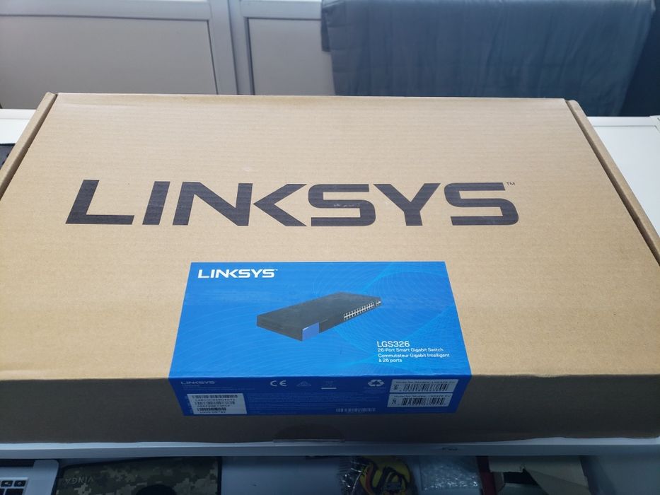 Комутатор керований LGS326