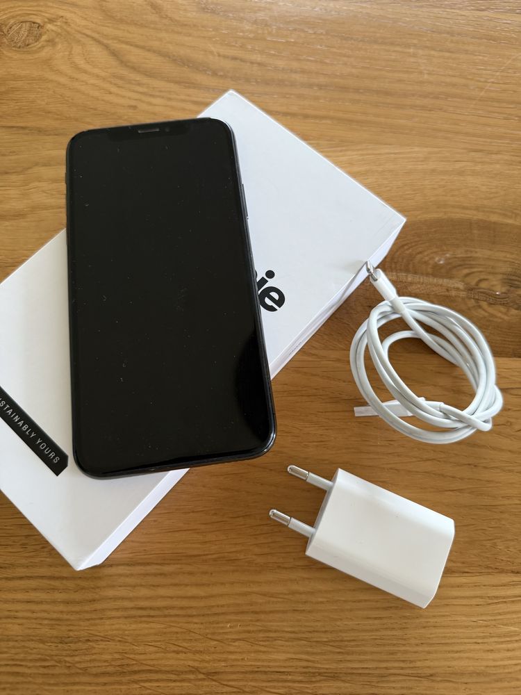 iPhone X, 256GB, space gray, stan BDB,