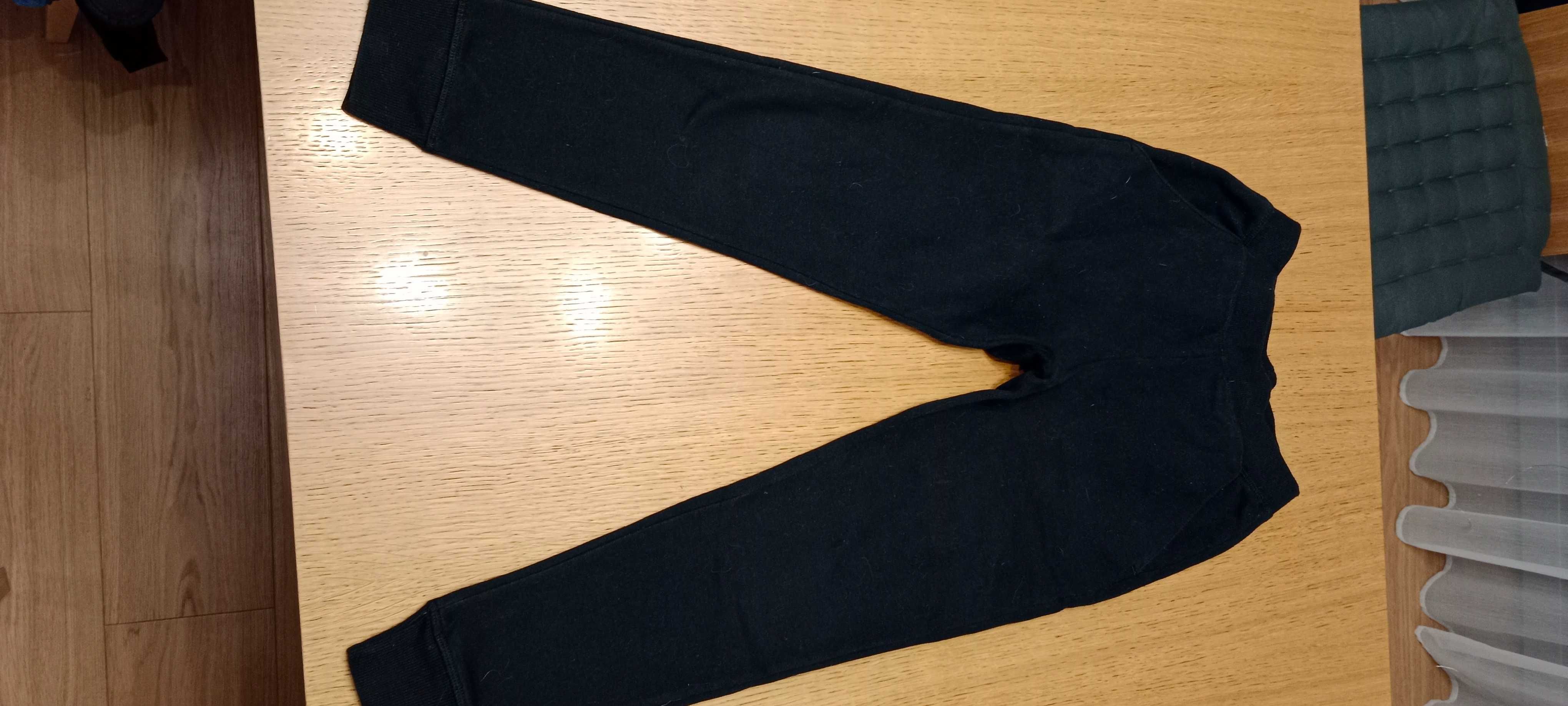 Spodnie dresowe Decathlon czarne 152