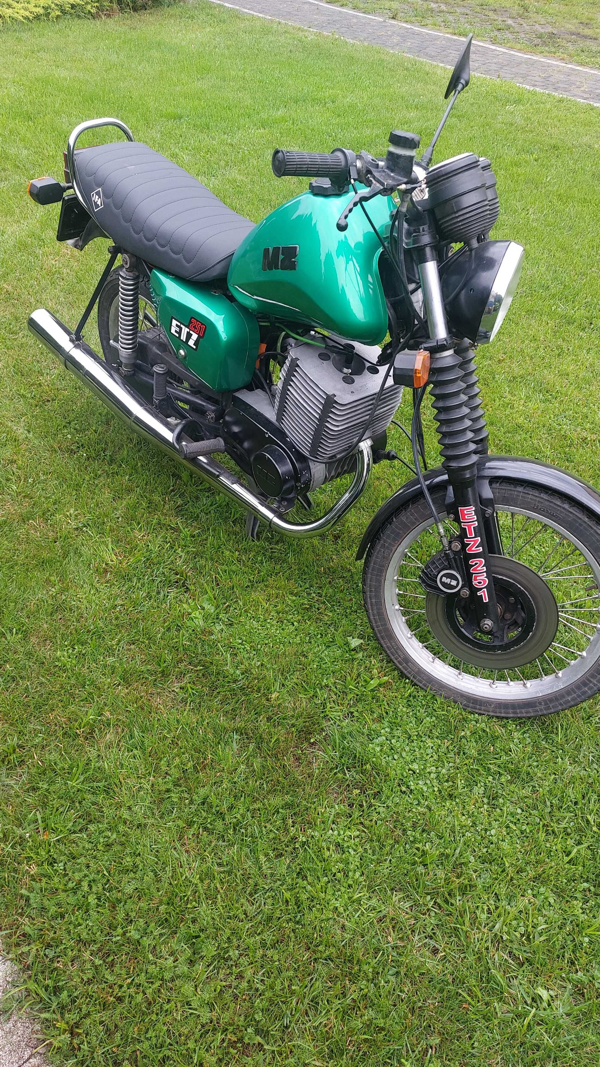 Sprzedam MZ etz 251 stan bardzo dobry
