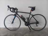 Bicicleta de estrada Btwin triban 500
